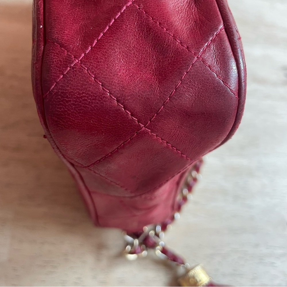 Chanel Red Quilted Leather Vintage Crossbody Handbag! 1986-1987. Good condition - Picture 12 of 16